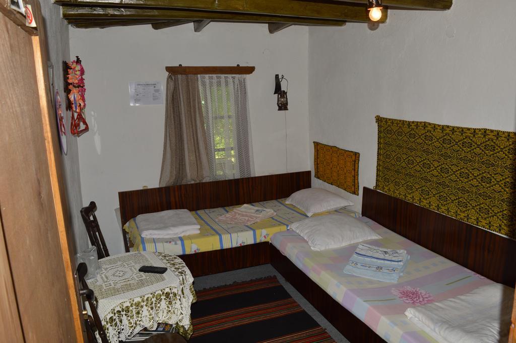 The Old House Guest House Obedinenie Room photo